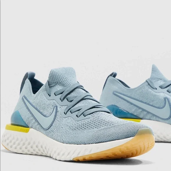 Nike Epic React Flyknit 2 (GS) - Picture 1 of 11